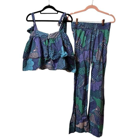 Warm Tropical Love Street Top and Pant Set - Picture 3 of 5